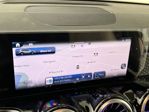 New 2025 Mercedes-Benz GLB 250 image 30