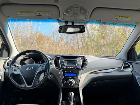 Used 2016 Hyundai Santa Fe Limited image 37