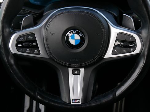 Used 2022 BMW X7 M50i AWD/4WD image 32