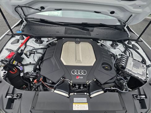 Used 2024 Audi RS 7 Performance image 33