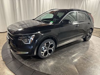 Certified 2025 Kia Niro SX Touring