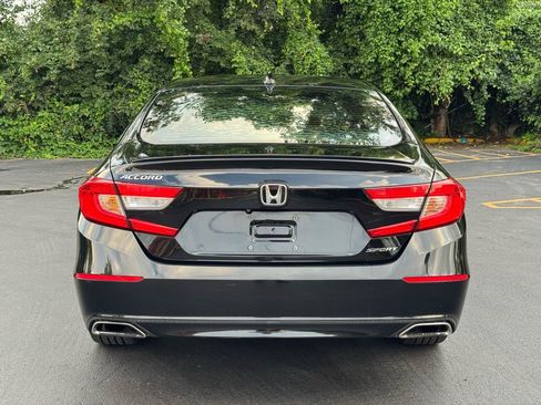 Used 2019 Honda Accord Sport image 6