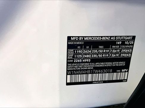 New 2026 Mercedes-Benz GLB 250 4MATIC image 17