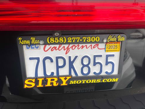 Used 2014 Honda Odyssey Touring Elite image 34