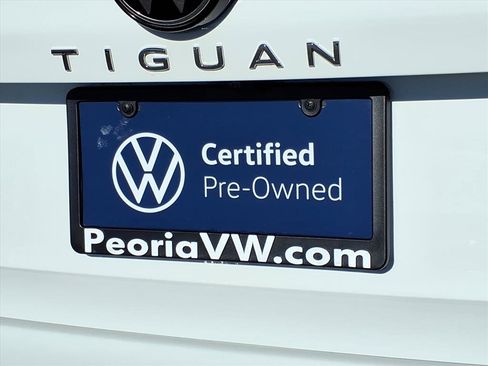 Certified 2025 Volkswagen Tiguan S image 14