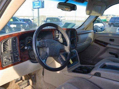 Used 2004 Chevrolet Tahoe LS w/ Preferred Equipment Group image 16