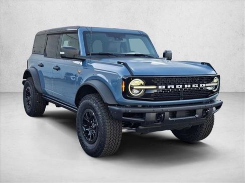 New 2025 Ford Bronco Badlands image 7