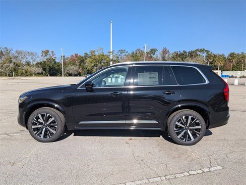 New 2026 Volvo XC90 B5 Core w/ Protection Package Premier image 3