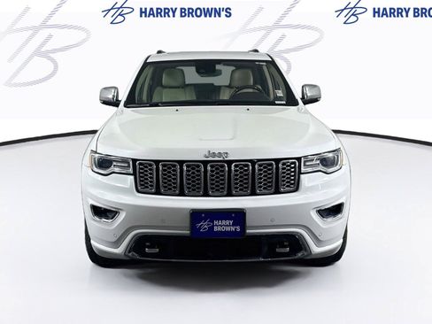 Used 2018 Jeep Grand Cherokee Overland AWD/4WD image 29