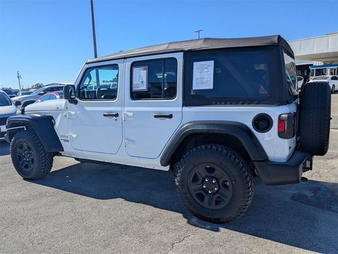 Used 2020 Jeep Wrangler Unlimited Sport image 5