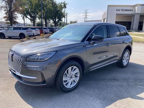 New 2025 Lincoln Corsair FWD w/ Rear Removable Package Tray image 9