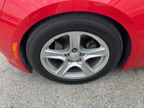 Used 2022 Chevrolet Camaro LT image 5