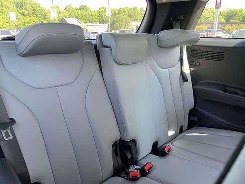 Used 2025 Hyundai Palisade SEL AWD/4WD image 13
