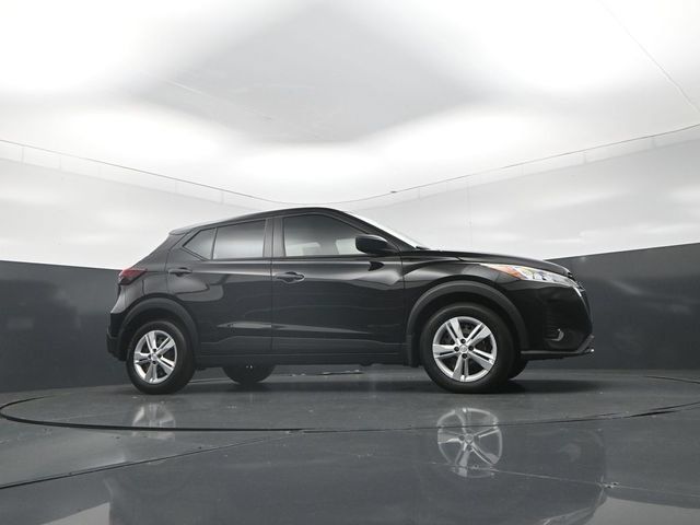 Used 2025 Nissan Kicks Play S FWD image 34