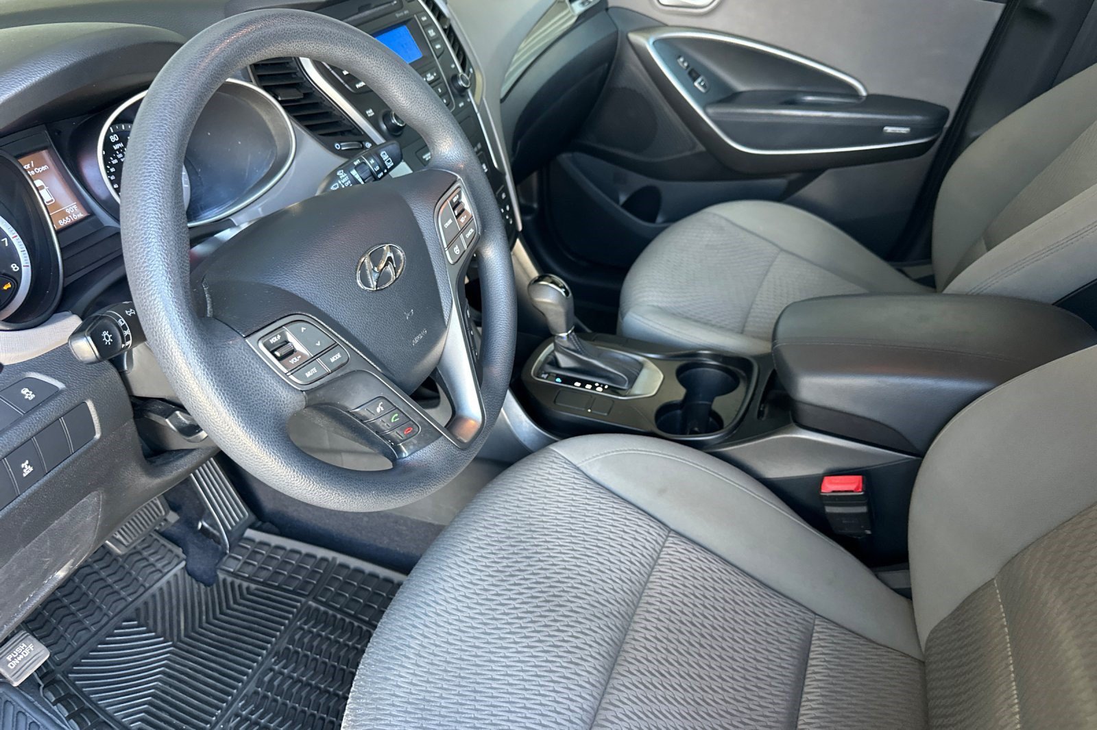 Used 2014 Hyundai Santa Fe Sport AWD/4WD image 4