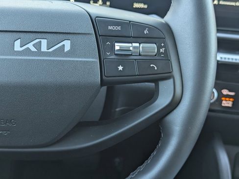 Used 2026 Kia Sportage SX image 22