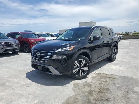 New 2025 Nissan Rogue SL w/ Tech Package image 16