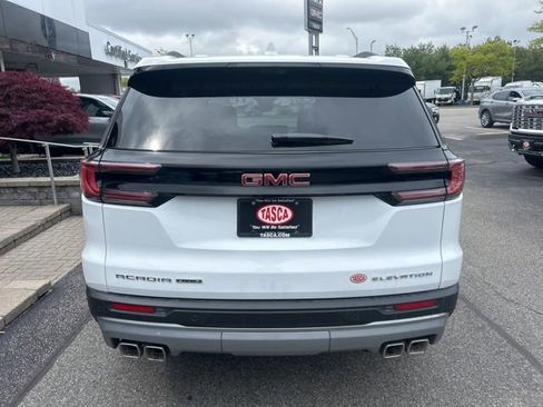 New 2026 GMC Acadia Elevation w/ Elevation Premium Package AWD/4WD image 3