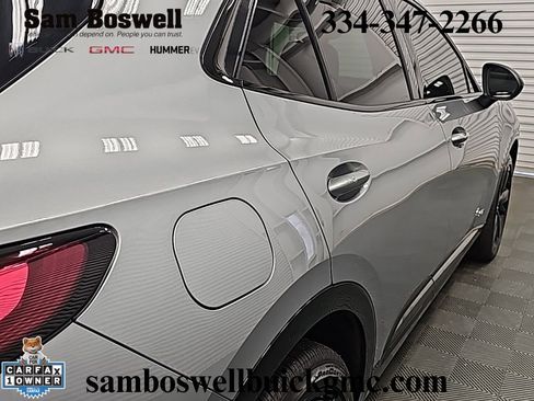 Used 2025 Buick Envision Sport Touring image 9