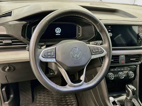 Used 2023 Volkswagen Taos SEL AWD/4WD image 18