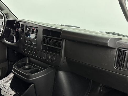 Used 2023 Chevrolet Express 3500 LS image 31