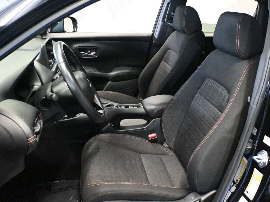 Used 2023 Honda HR-V Sport image 16