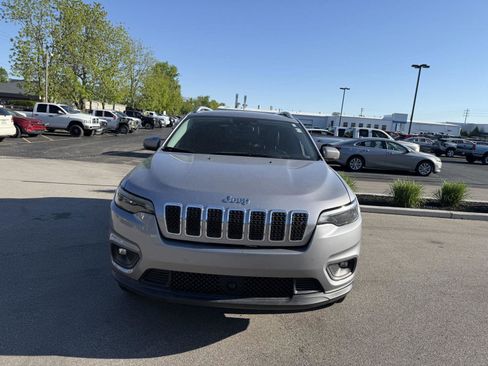 Used 2021 Jeep Cherokee Latitude Lux w/ Comfort/Convenience Group AWD/4WD image 8