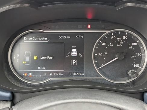 Used 2025 Nissan Versa SV FWD image 21
