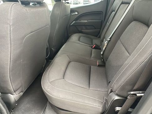 Used 2022 Chevrolet Colorado LT w/ LT Convenience Package image 15