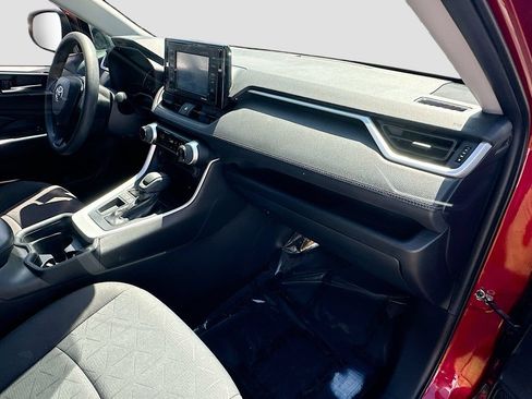 Used 2020 Toyota RAV4 XLE FWD image 26
