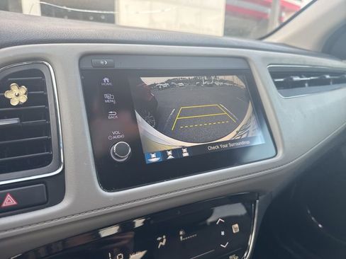Used 2022 Honda HR-V EX-L image 7
