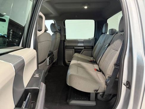 Used 2021 Ford F250 XLT w/ XLT Premium Package AWD/4WD image 16
