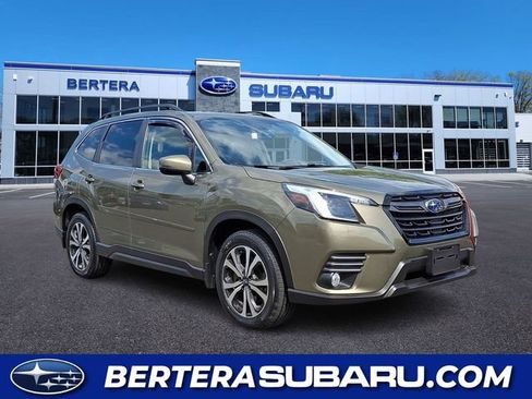 Used 2023 Subaru Forester Limited AWD/4WD image 1