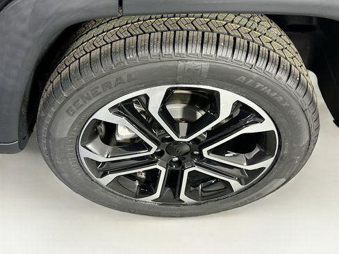 Used 2022 Jeep Compass Limited AWD/4WD image 29