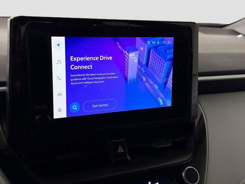 Used 2025 Toyota Corolla SE image 17