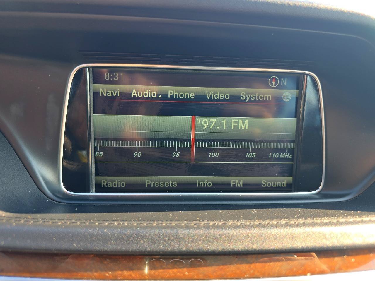 Used 2015 Mercedes-Benz E 400 4MATIC Sedan image 26