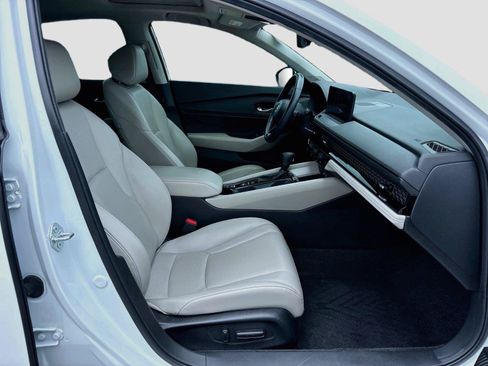 Certified 2024 Honda Accord EX-L image 32