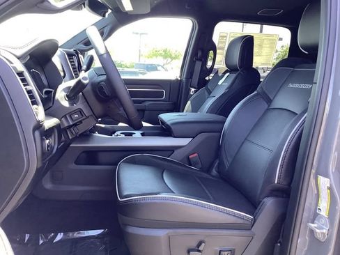 New 2026 RAM 2500 Laramie w/ Night Edition AWD/4WD image 8