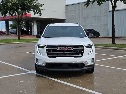 Used 2026 GMC Acadia Elevation w/ Elevation Premium Package FWD image 2