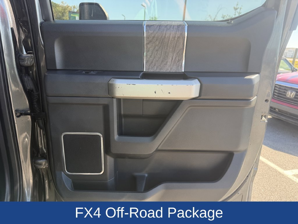 Used 2019 Ford F250 Lariat w/ Lariat Ultimate Package AWD/4WD image 21