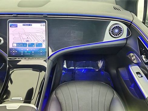 Used 2023 Mercedes-Benz EQE 500 4MATIC Sedan w/ Digital Light Package image 37