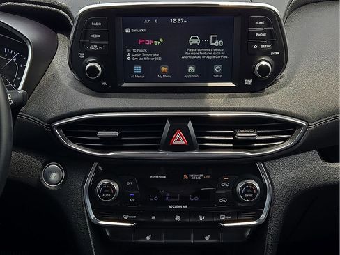 Used 2019 Hyundai Santa Fe SEL FWD image 12