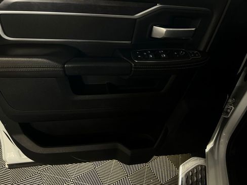 Used 2024 RAM 2500 Big Horn w/ Bed Utility Group image 19