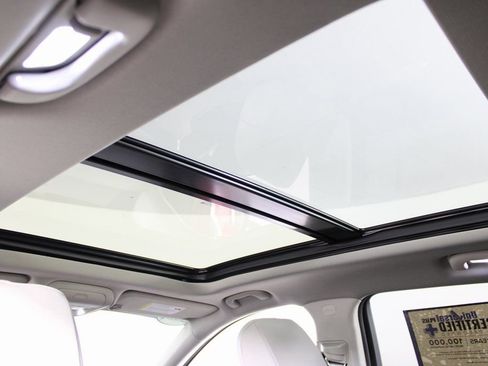 Used 2021 Cadillac XT4 Premium Luxury w/ LPO, Radiant Package image 20