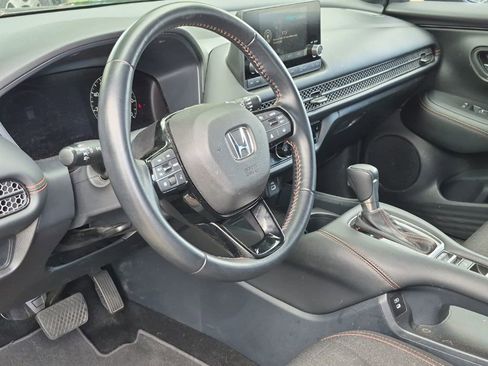 Used 2025 Honda HR-V Sport image 7