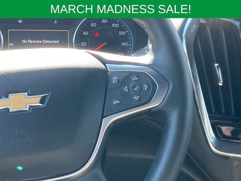 Used 2023 Chevrolet Traverse LT image 13