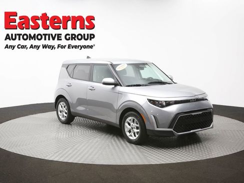 Used 2025 Kia Soul LX w/ LX Technology Package image 48