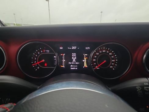 Used 2020 Jeep Wrangler Unlimited Rubicon image 11