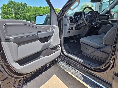 Used 2024 Ford F150 XLT AWD/4WD image 38