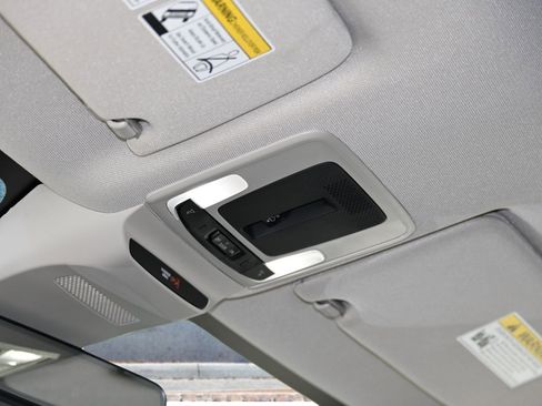 New 2026 Honda HR-V EX-L image 29